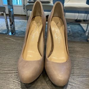 Jessica Simpson Nude Pumps